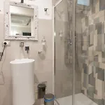 Federico 70 Smeraldo Capsule hotel *